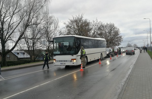 Šį savaitgalį pareigūnai pasitelkia ir dronus