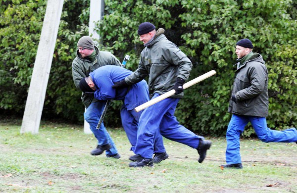 Jonavoje karines pratybas stebėjo Belgijos ir Liuksemburgo gynybos ministrai