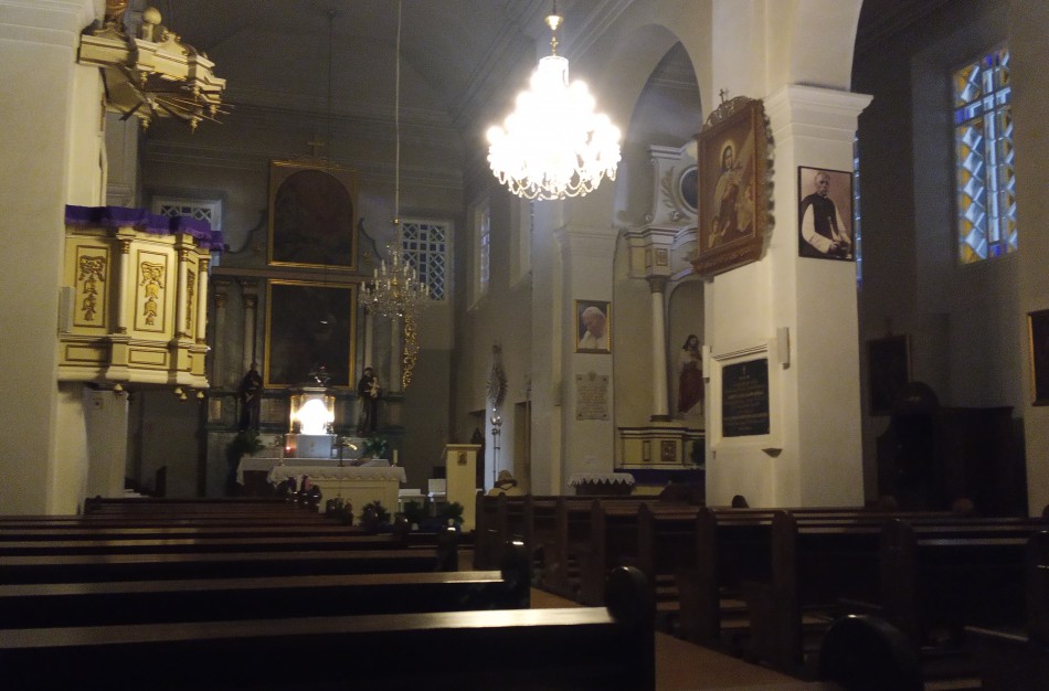 Informacija dėl pamaldų tvarkos karantino laikotarpiu Jonavos šv. apašt. Jokūbo bažnyčioje