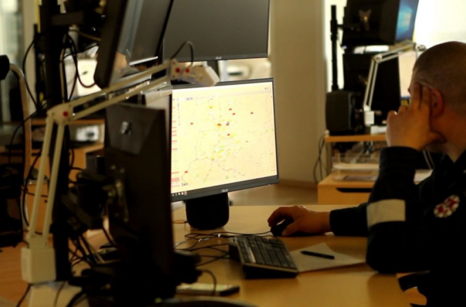 Internete plinta sukčių skelbimai apie platinamą vakciną nuo Covid 19