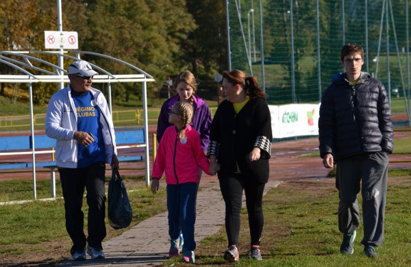 Jonavoje antrasis labdaringas bėgimas „Man rūpi“ abejingų nepaliko
