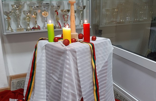 Liudijame atmintį…