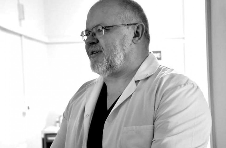 Savivaldybė ir Jonavos ligoninė skiria piniginę paramą nuo Covid-19 mirusio mediko šeimai