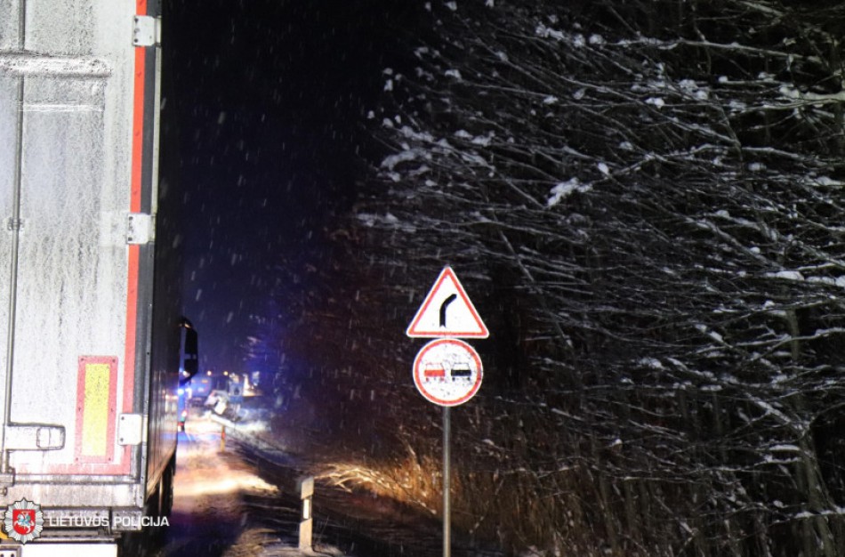 Policija primena: žiemiški orai sunkina dalyvavimą eisme