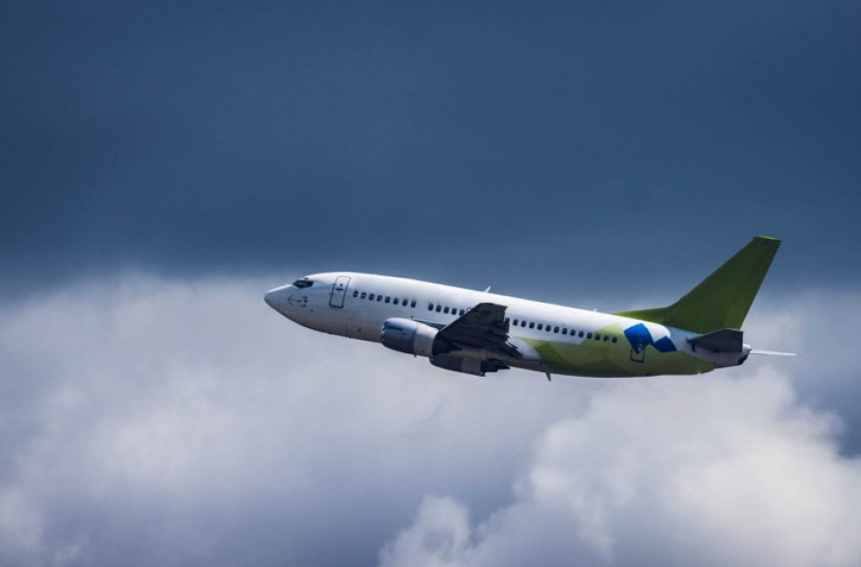 Lietuvos oro uostai primena: keleiviai turi pasirūpinti pažymomis dėl COVID-19 testo ne tik lietuvių kalba