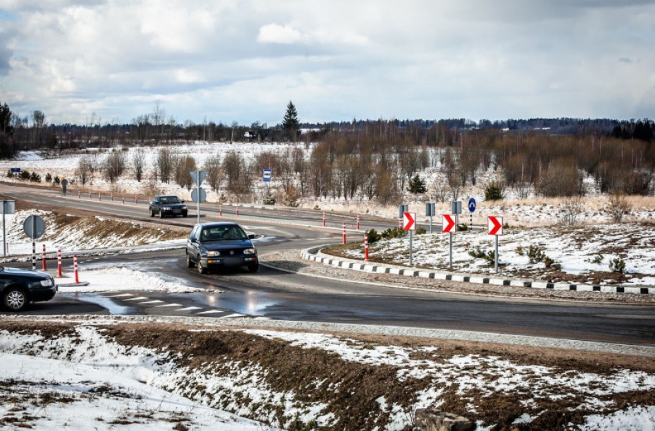 Susisiekimo ministerija: Savivaldybėms skiriamos lėšos kelių priežiūrai – per mažos, bus ieškoma būdų finansavimą didinti