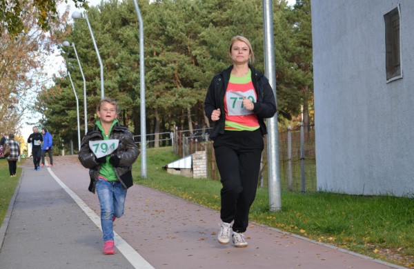 Jonavoje antrasis labdaringas bėgimas „Man rūpi“ abejingų nepaliko