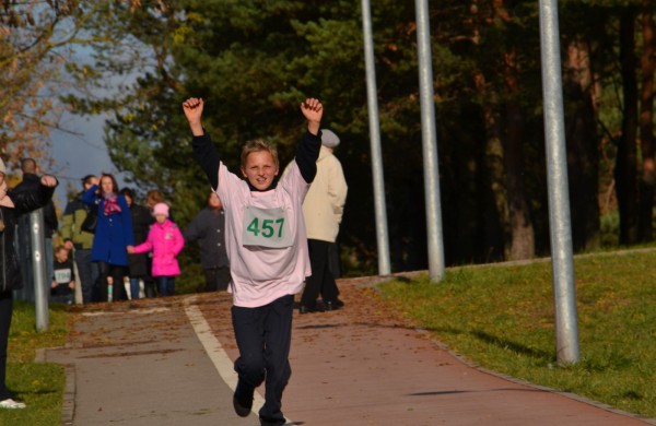 Jonavoje antrasis labdaringas bėgimas „Man rūpi“ abejingų nepaliko