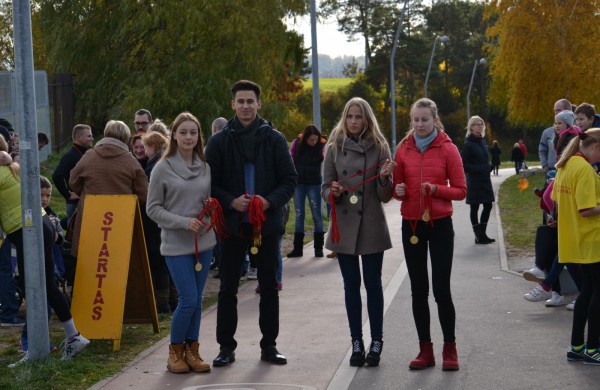 Jonavoje antrasis labdaringas bėgimas „Man rūpi“ abejingų nepaliko