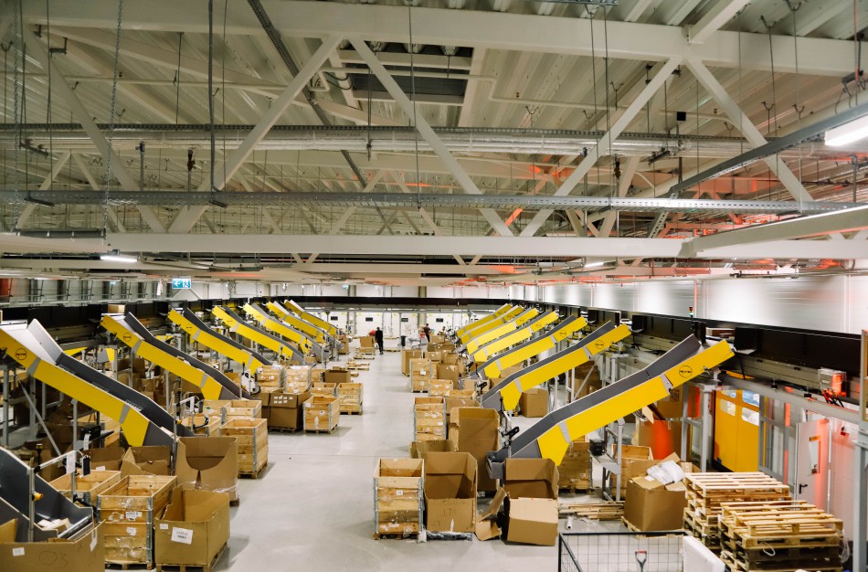 Lietuvos paštas pilnu pajėgumu pradeda automatizuotą skirstymą