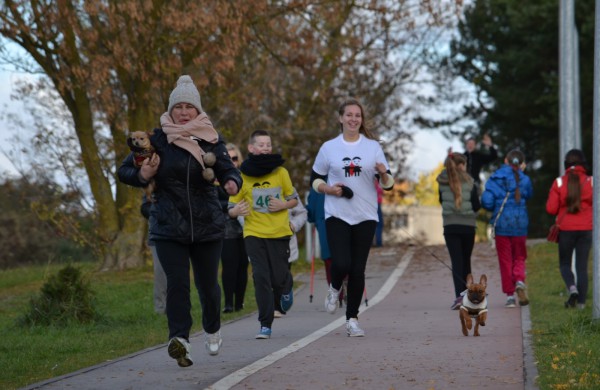 Jonavoje antrasis labdaringas bėgimas „Man rūpi“ abejingų nepaliko