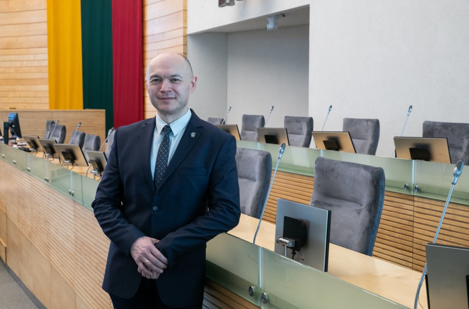 E. Sabutis: „Siekiant užtikrinti, kad maisto produktų kainos tikrai sumažėtų, siūlau Vyriausybei su verslo atstovais pasirašyti nacionalinį susitarimą“