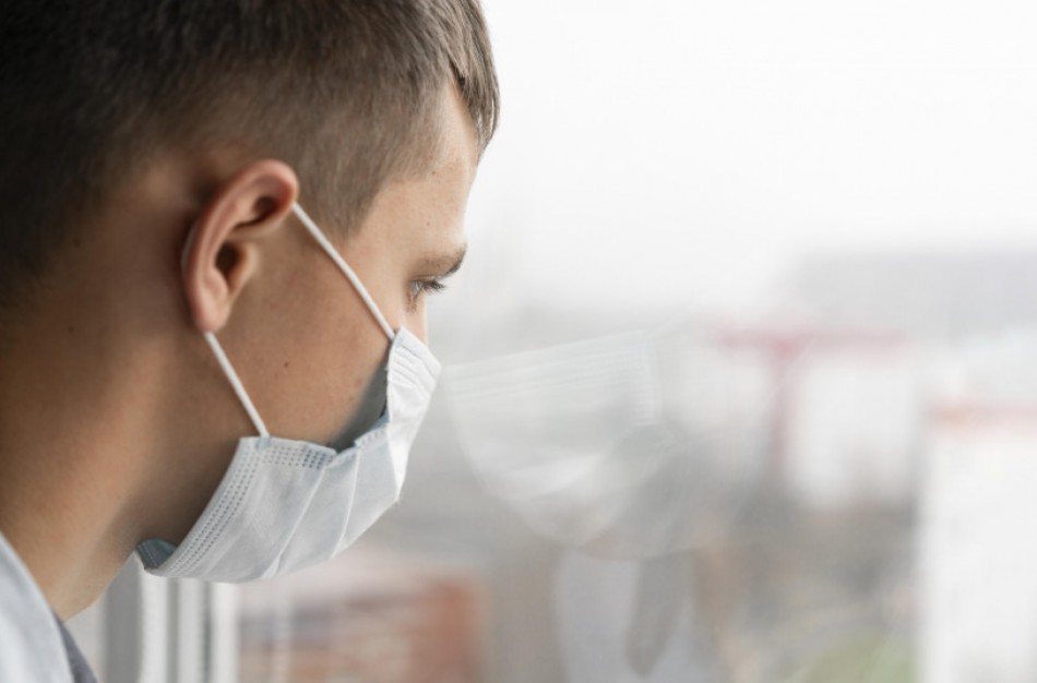 COVID-19 liga susirgę gyventojai raginami pildyti anketą savarankiškai