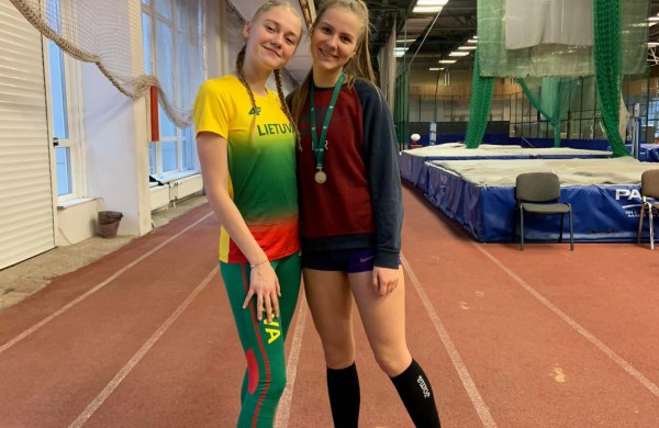 Pirmos svarbios pergalės karantino laikotarpiu