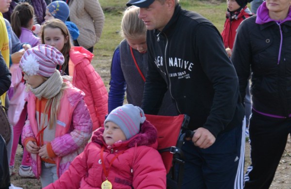 Jonavoje antrasis labdaringas bėgimas „Man rūpi“ abejingų nepaliko