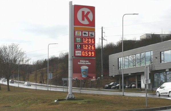 Kuro kainoms augant, kur jį pilsitės, jonaviečiai? Savo mieste ar keliausite pas kaimynus?