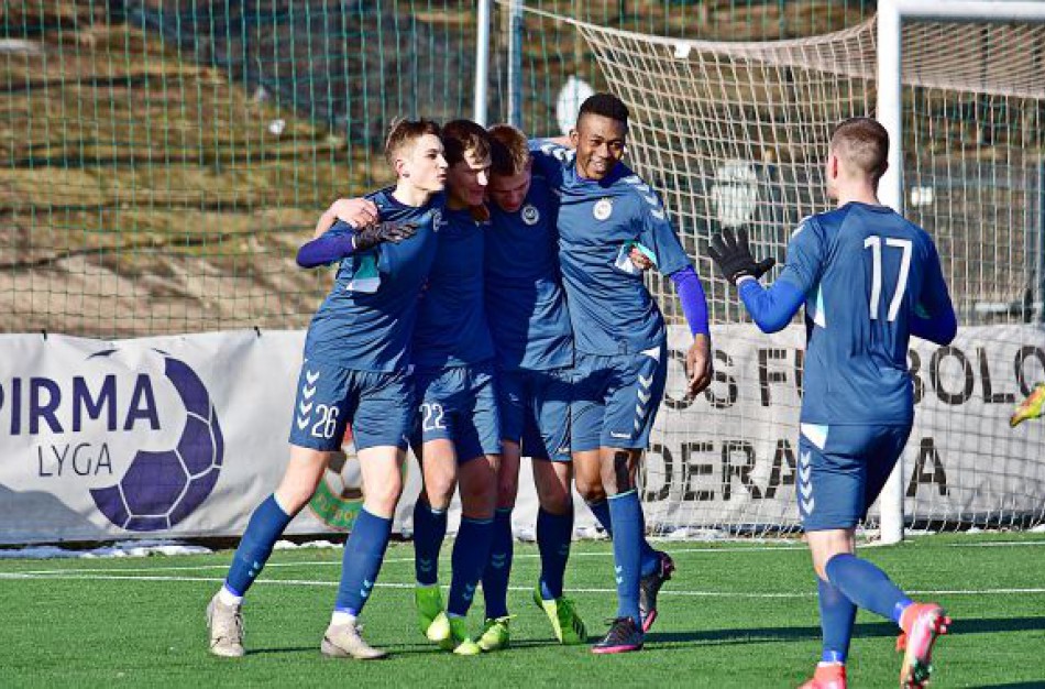 Sezoną pradėjo pergale 