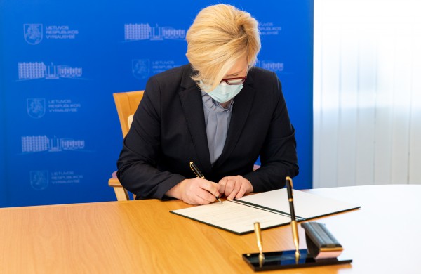 Vyriausybė ir Lietuvos savivaldybių asociacija pasirašė bendradarbiavimo susitarimą