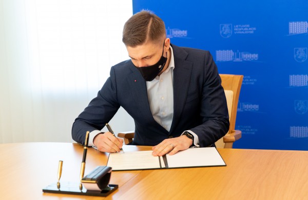 Vyriausybė ir Lietuvos savivaldybių asociacija pasirašė bendradarbiavimo susitarimą