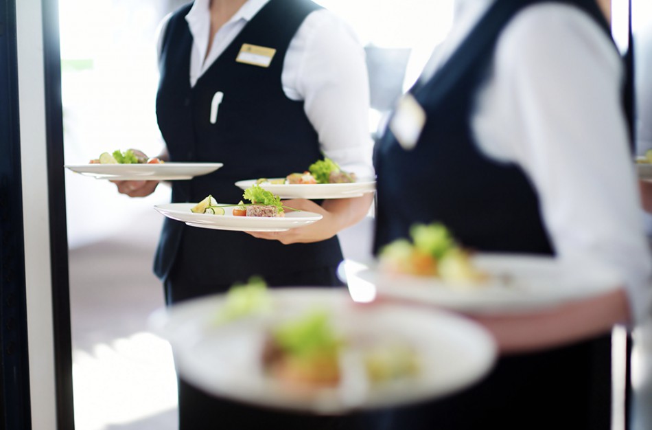 Užimtumo tarnyboje klientų skaičius iš viešbučių ir maitinimo paslaugų augo dvigubai