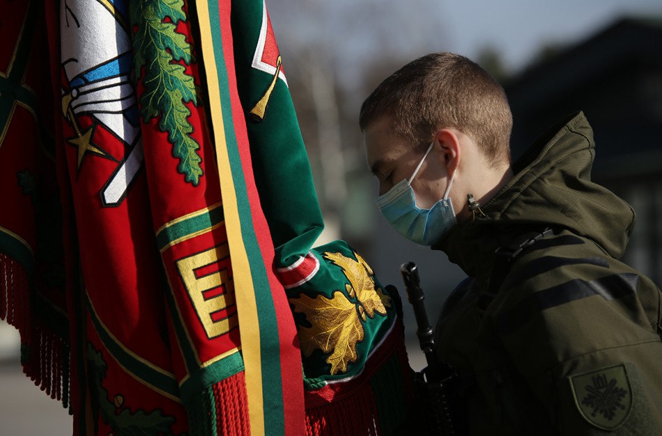 Jonušo Radvilos mokomajame pulke Rukloje prisiekė Bazinio kario savanorio įgūdžių kurso kariai savanoriai