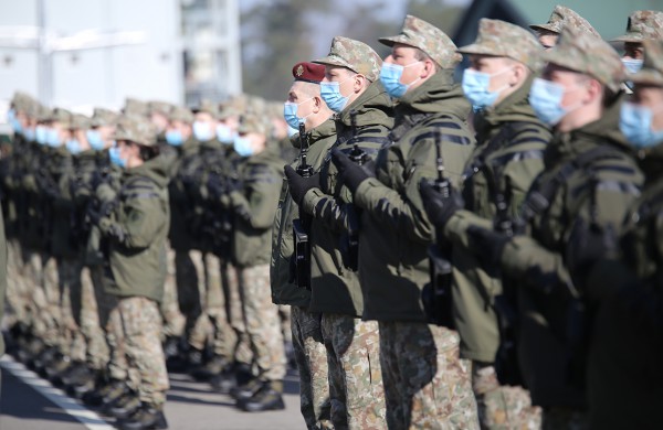 Jonušo Radvilos mokomajame pulke Rukloje prisiekė Bazinio kario savanorio įgūdžių kurso kariai savanoriai