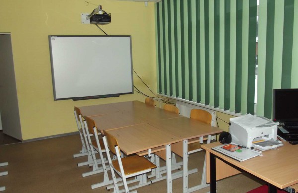 Jaunimo mokykloje – atskiros erdvės skirtingų poreikių vaikams