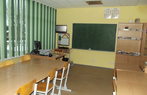 Jaunimo mokykloje – atskiros erdvės skirtingų poreikių vaikams