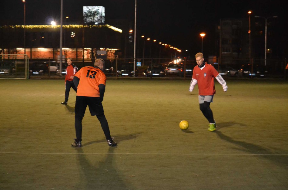 Naktinis mažojo futbolo turnyras „Šikšnosparnio“ taurei laimėti