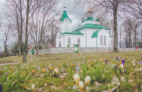 Užusalių bendruomenės iniciatyva viršijo lūkesčius: šiemet mūsų Šv. Velykos bus gražios ir spalvotos