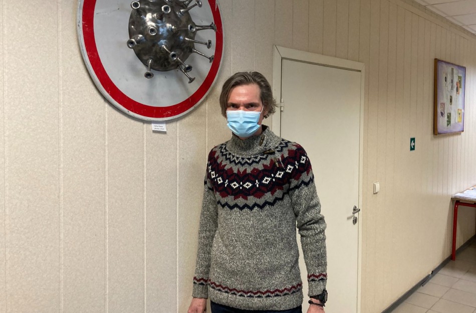 Meno kūrinys iš galerijos – į vakcinavimo centrą