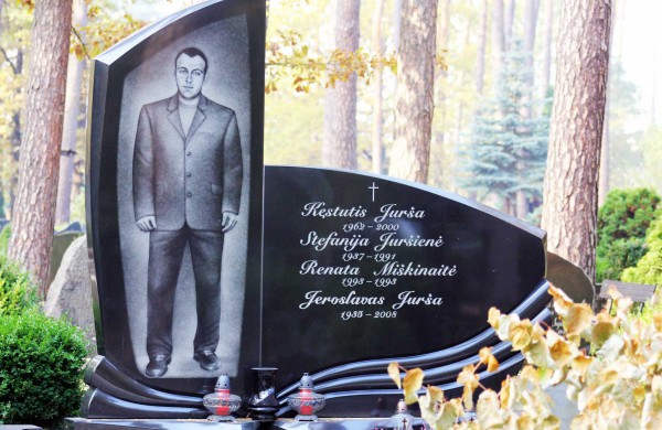 Užrašus ant paminklų diktuoja ir laikmečio mados 