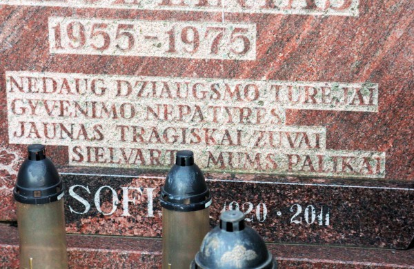 Užrašus ant paminklų diktuoja ir laikmečio mados 