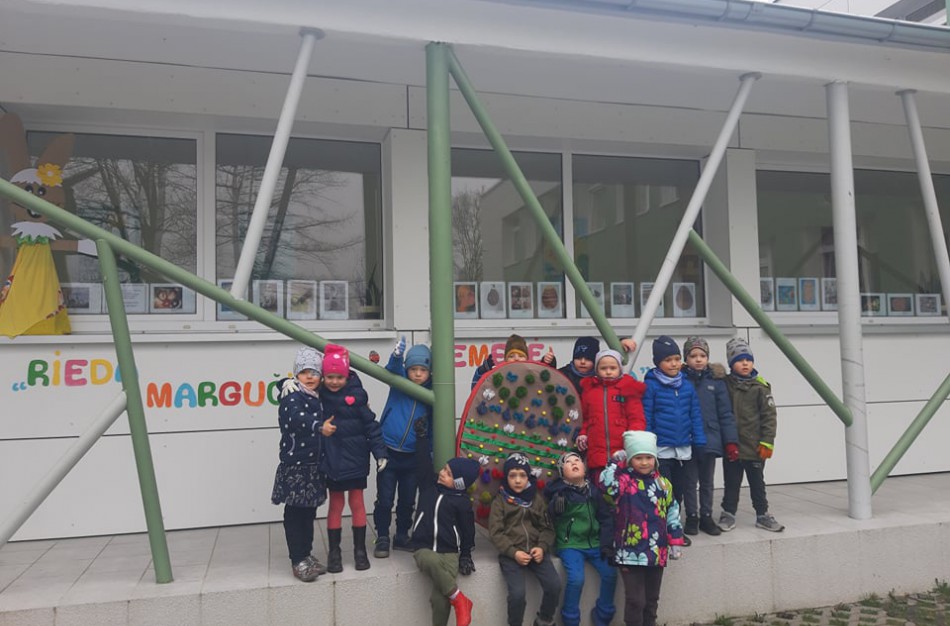 „Rieda margučiai, žemelė bunda“