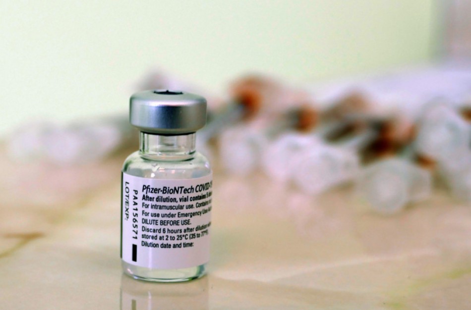 Lietuvą pasiekė rekordinė „Comirnaty“ vakcinos siunta, bendras gautų vakcinų skaičius perkopė milijoną