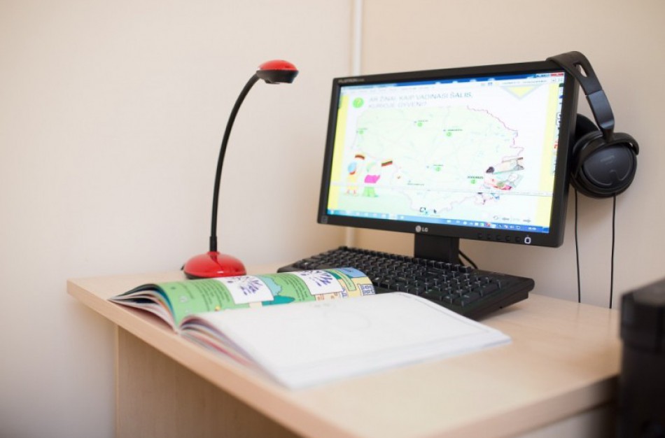 Apklausa: Ką manote apie pradinukų periodinius testavimus kaupiniu metodu?