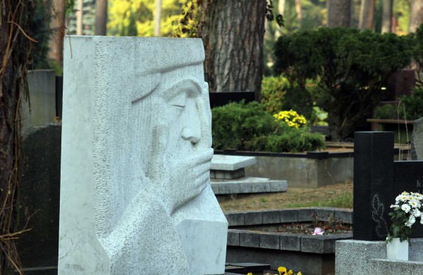 Užrašus ant paminklų diktuoja ir laikmečio mados 