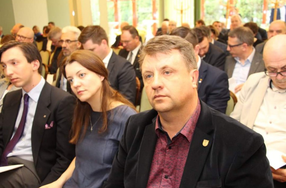 E. Andrejevas: "Valstybės įstaigos vadovo kėdė – savam kadrui?"