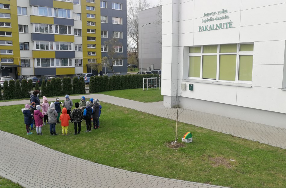 Minint triukšmo dieną - žaidimai ir pamokėlės tyloje