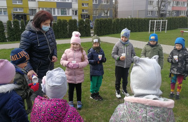 Minint triukšmo dieną - žaidimai ir pamokėlės tyloje