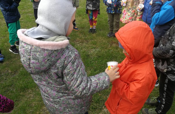 Minint triukšmo dieną - žaidimai ir pamokėlės tyloje