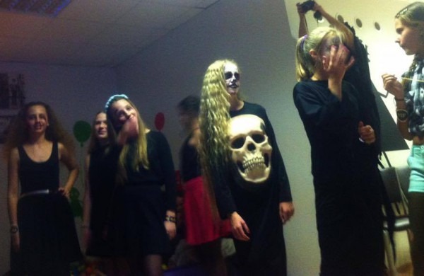 Vaikai ir mamos šėlo Baubukų vakarėlyje