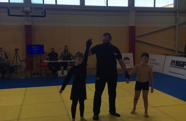 Brolių Karoblių sėkmė grappling gi/nogi pirmenybėse