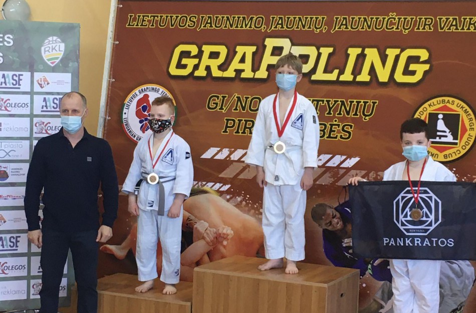 Brolių Karoblių sėkmė grappling gi/nogi pirmenybėse