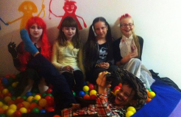 Vaikai ir mamos šėlo Baubukų vakarėlyje