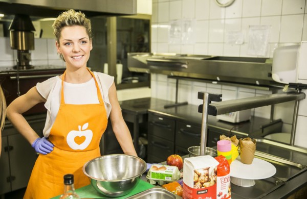 Prasidėjo „Maisto banko“ akcija: padėti pandemijos akivaizdoje skatina ir žinomos moterys