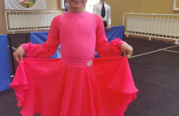 Prasidėjo sportinių šokių sezonas: varžybose pasirodė ir jonaviečiai