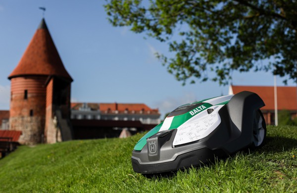 Vejų prižiūrėtojais miestai įdarbina robotus: ateityje jų tik daugės