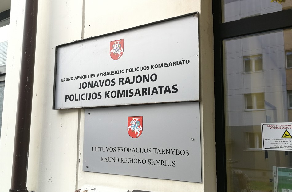 Nei baudos, nei gresianti atsakomybė girtų ir avarijas keliančių vairuotojų negąsdina?