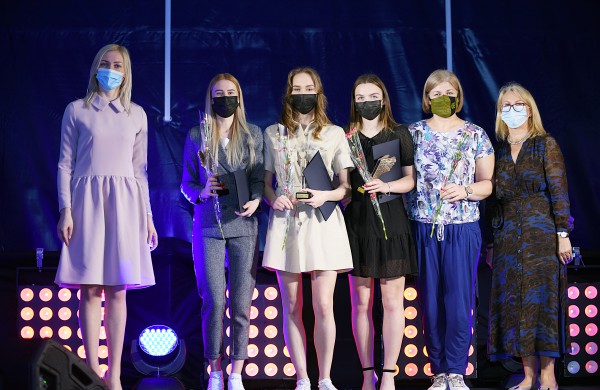 2021 m. Jonavos kūno kultūros ir sporto centrą baigė 34 absolventai